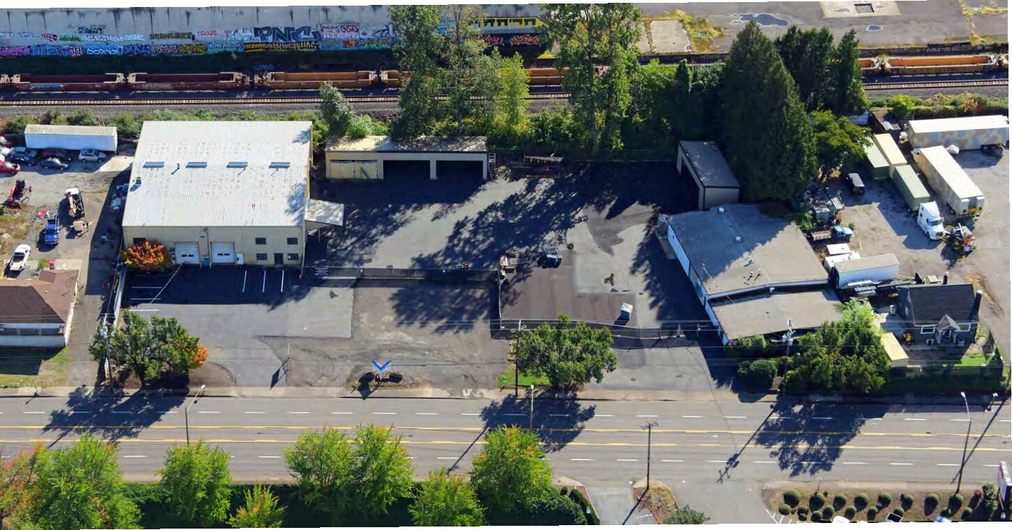 5650 NE Columbia Blvd, Portland, OR for Sale