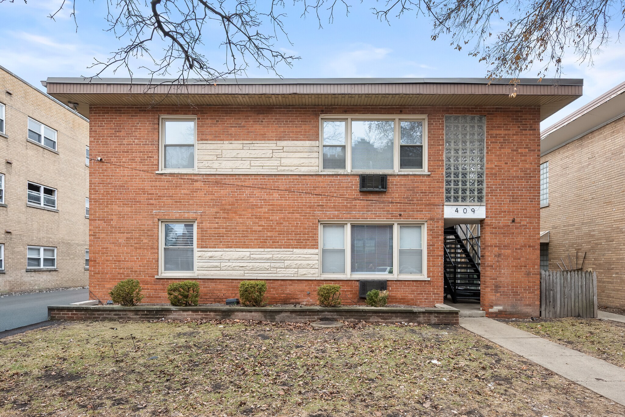 409 S Maple Ave, Oak Park, IL for Sale
