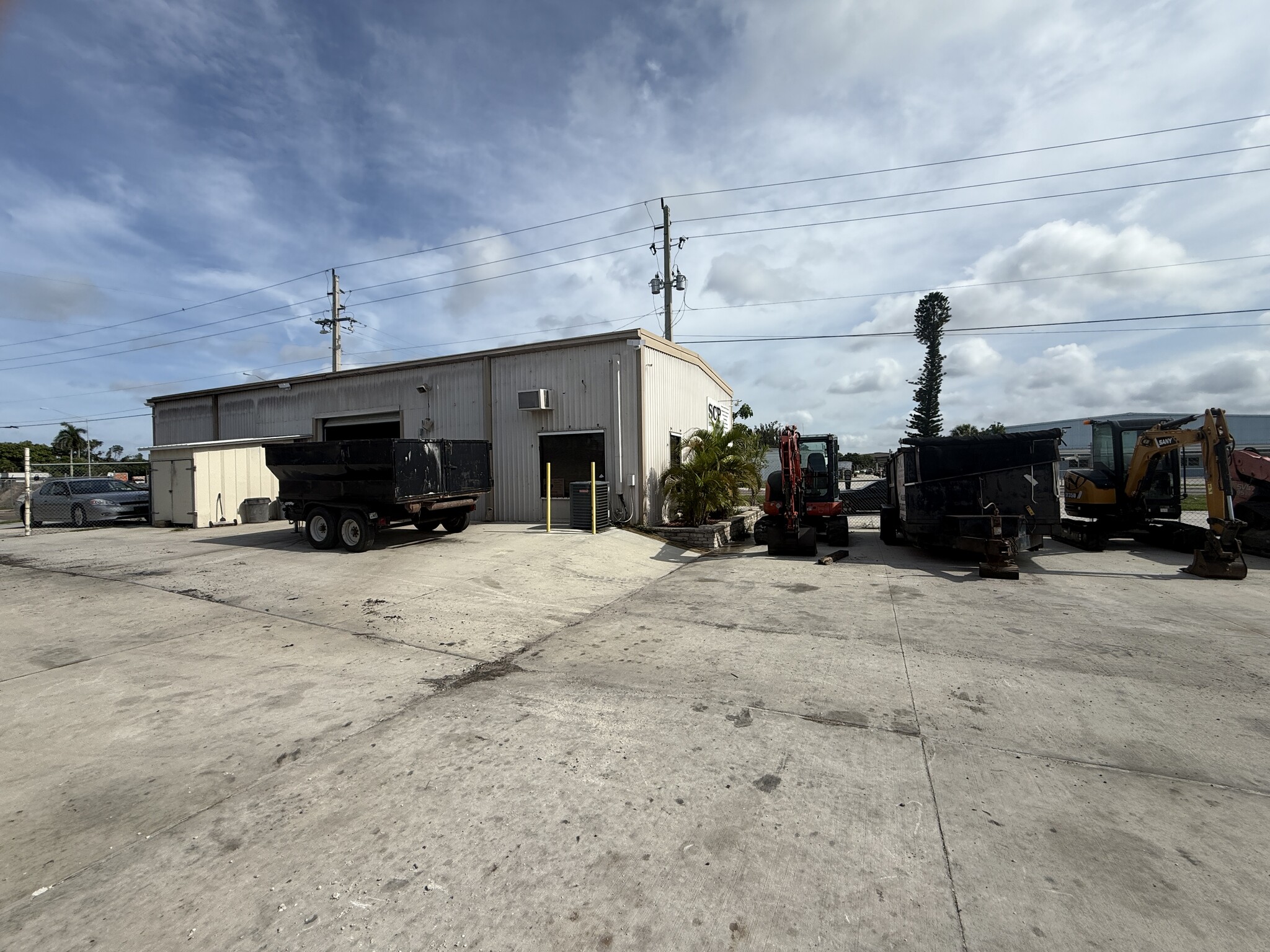 2702 Hanson St, Fort Myers, FL for Rent