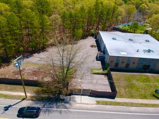 Medford, NY Commercial Land - 245 Middle Island Rd
