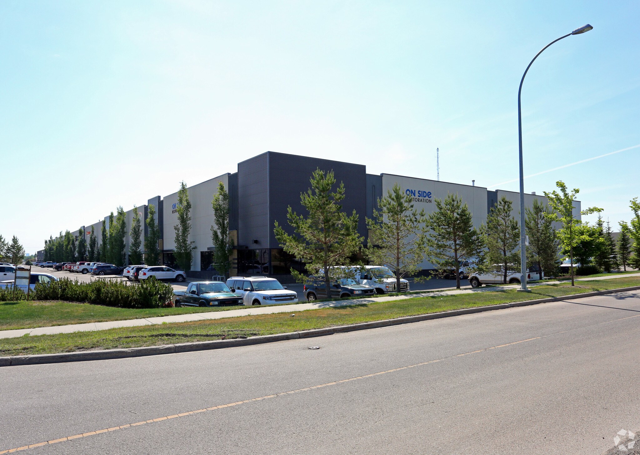 18507-18547 104 Av NW, Edmonton, AB for Rent