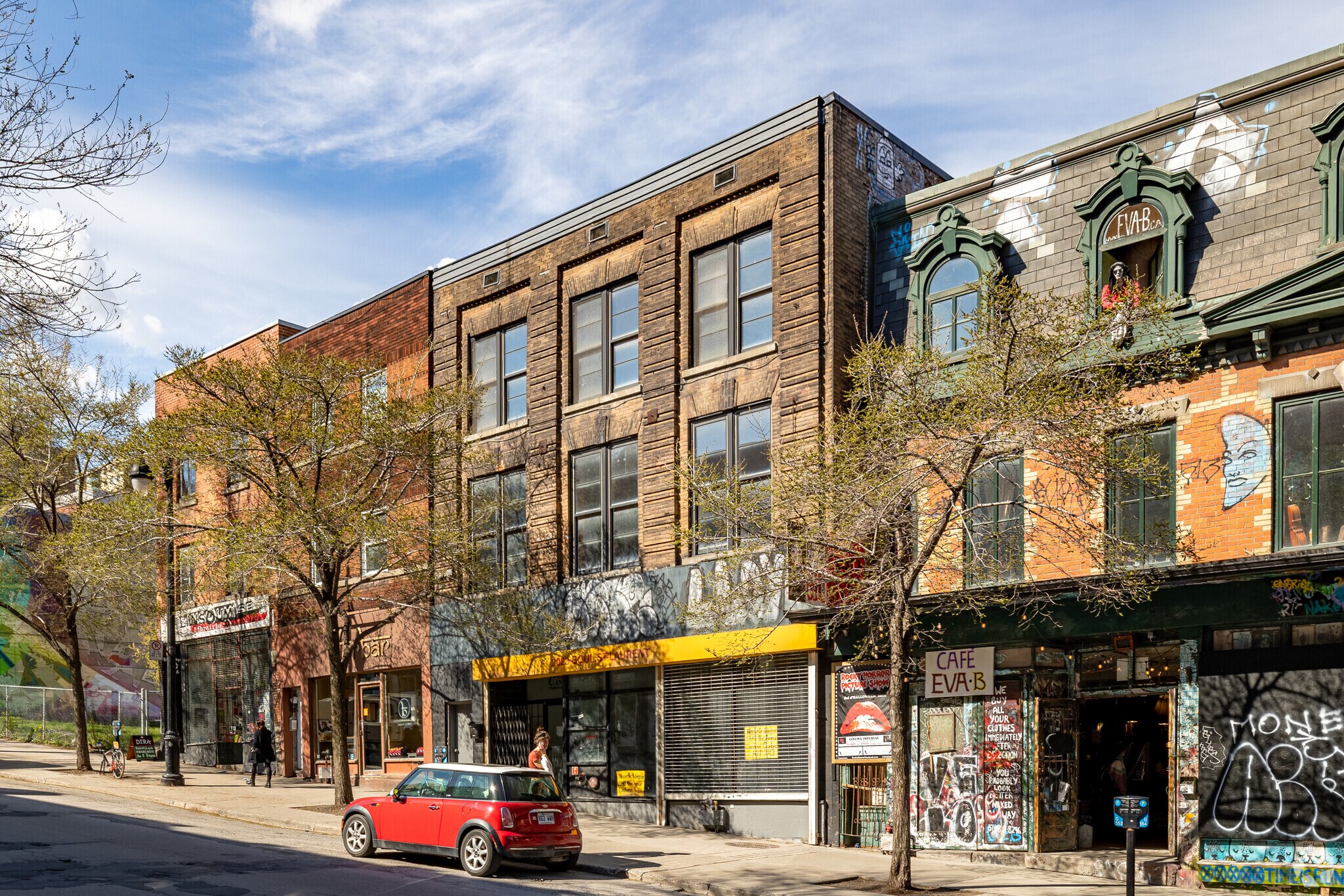 2023-2025 Boul Saint Laurent, Montréal, QC for Sale