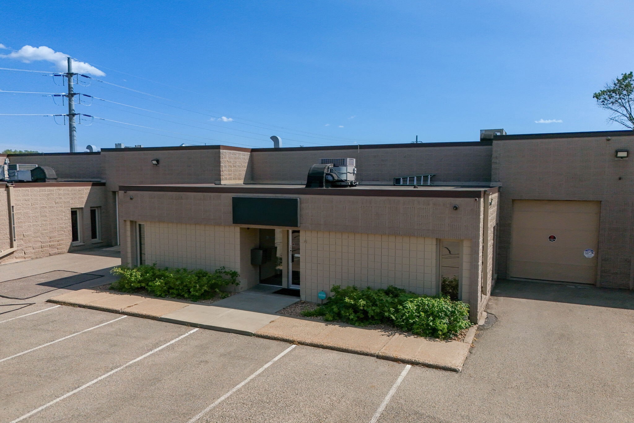7479-7491 Cahill Rd, Edina, MN for Sale