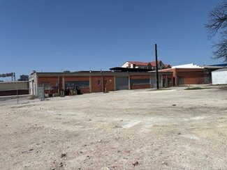 San Antonio, TX Industrial - 515 E Crockett St