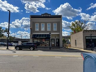 Naperville, IL Storefront Retail/Residential - 20 E Jefferson Ave