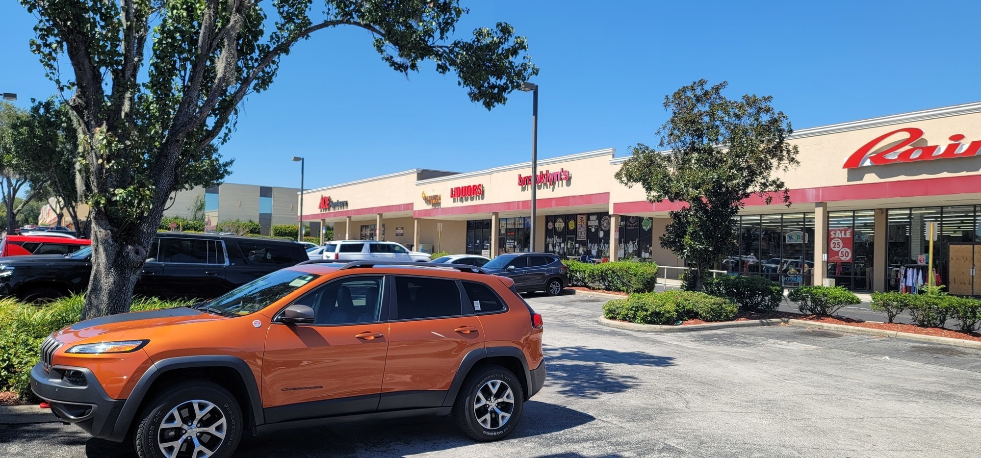 2019-2023 E Silver Springs Blvd, Ocala, FL for Rent