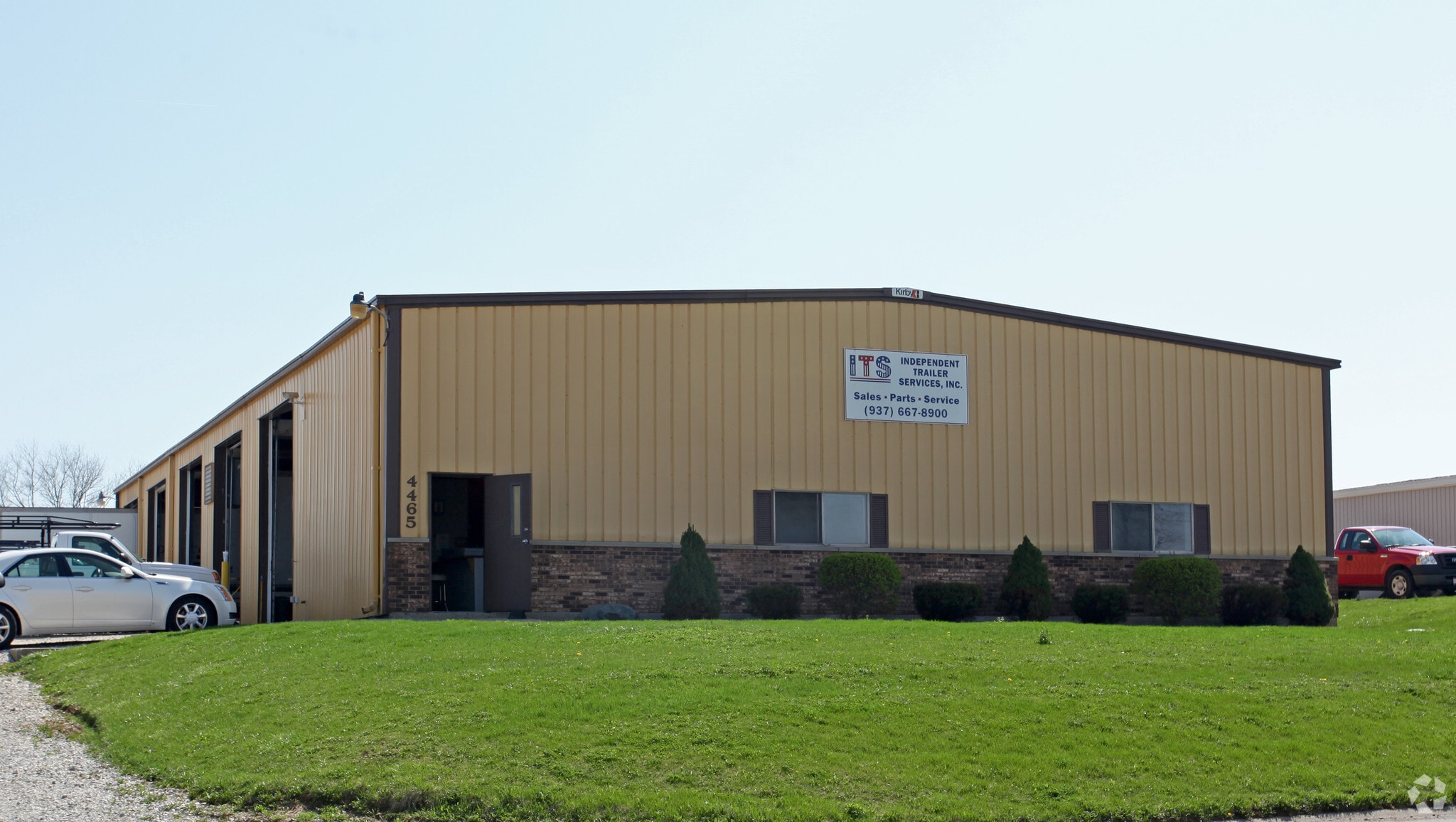 4465 Lisa Dr, Tipp City, OH for Rent