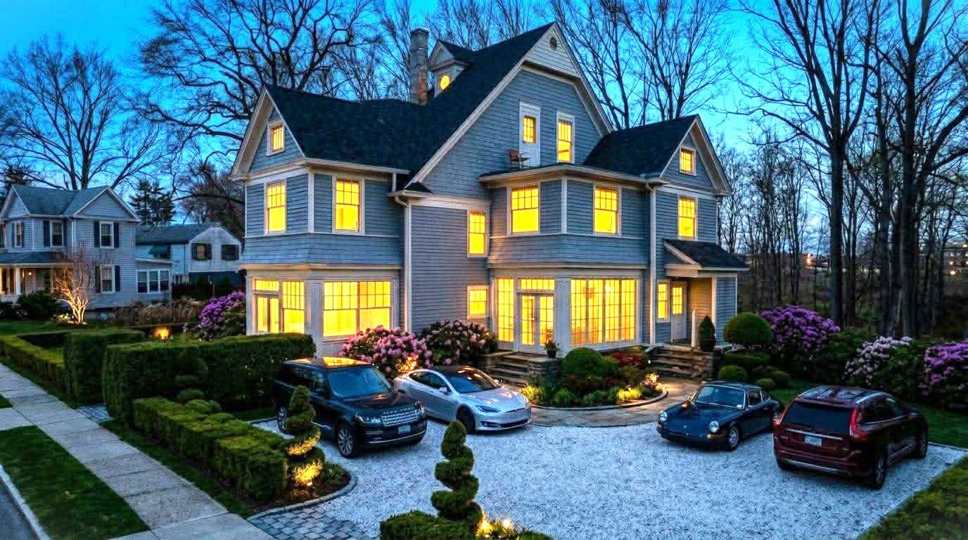 54 Parkwood Blvd, Hudson, NY for Sale