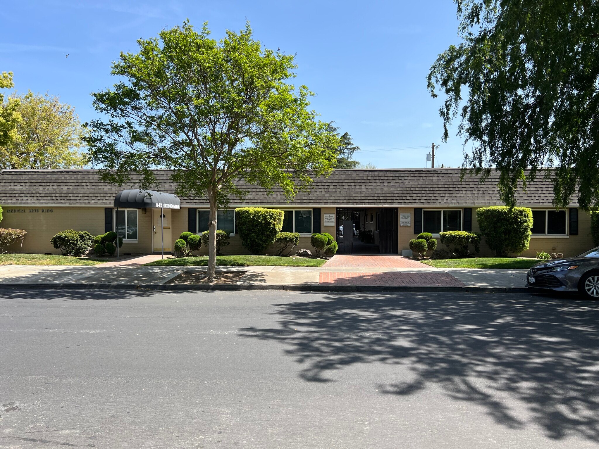 142 N Grant Ave, Manteca, CA for Rent