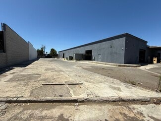 Santa Ana, CA Industrial - 2111 S Anne St