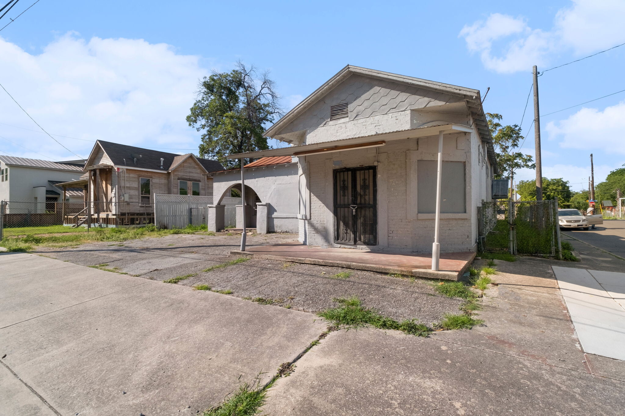 302 E Fest St, San Antonio, TX for Sale