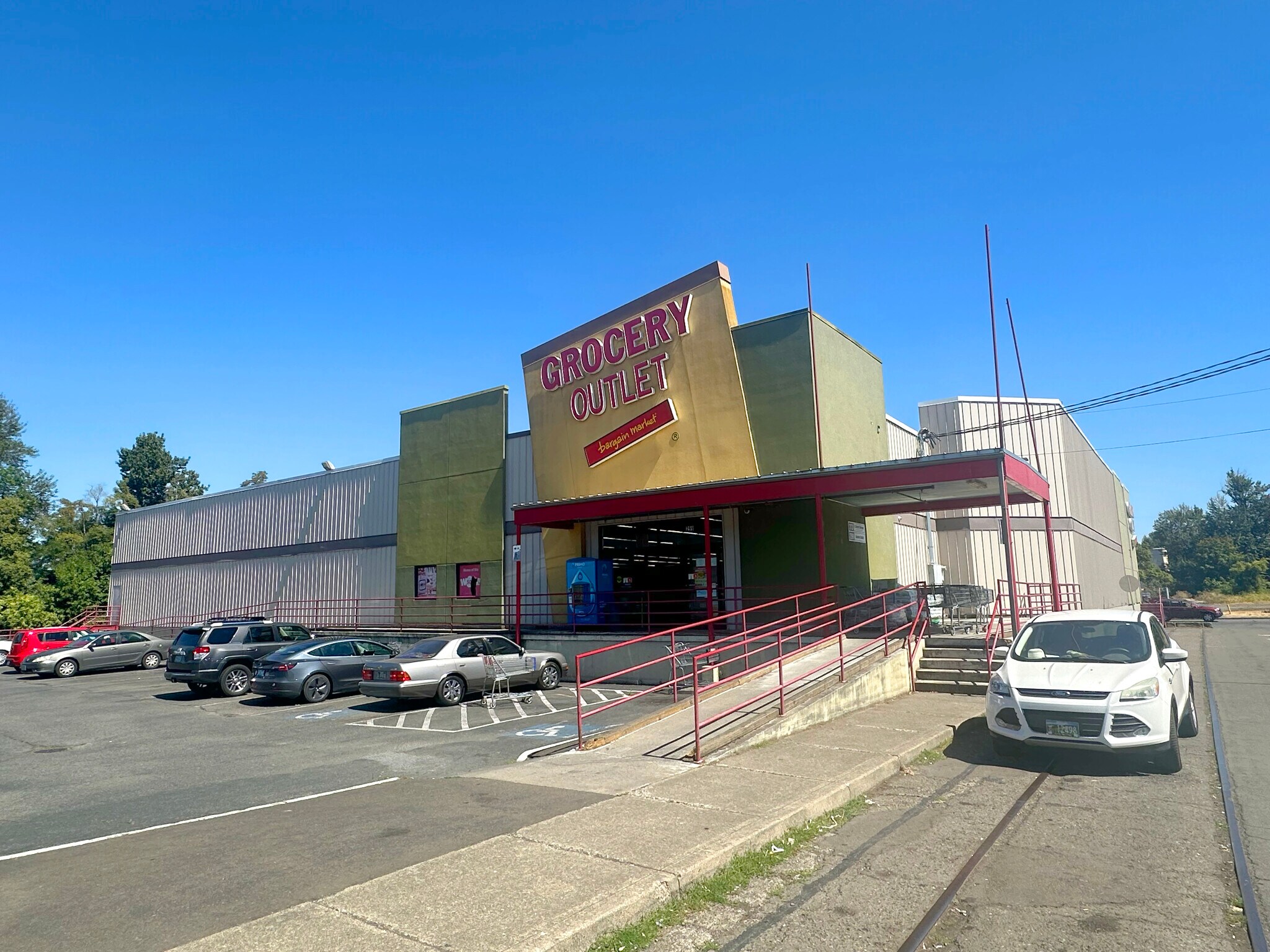 299 D St NE, Salem, OR for Rent