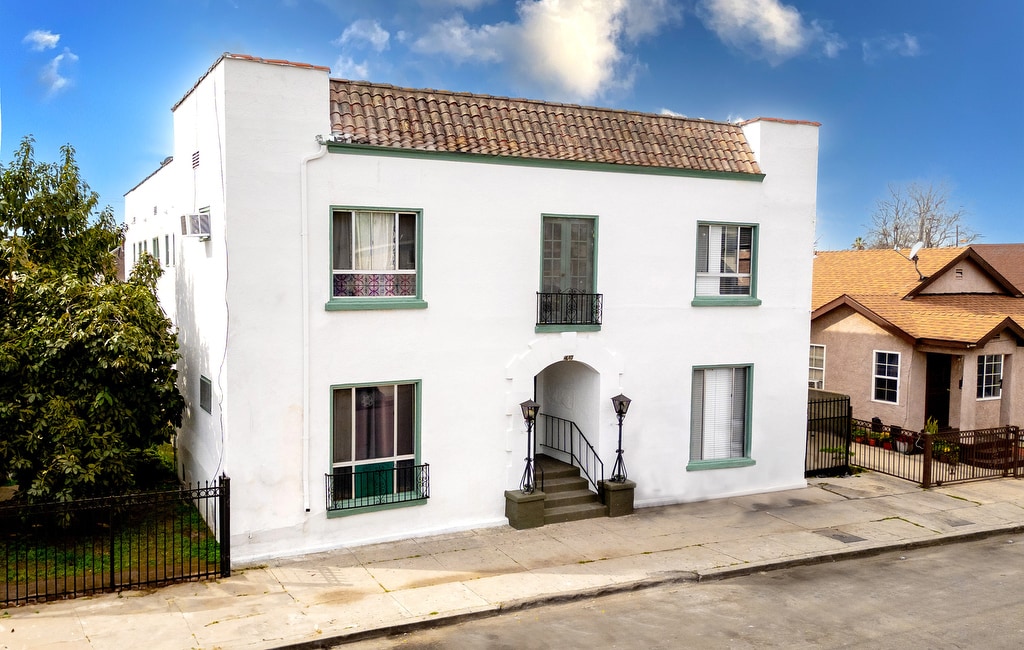 440 E 27th St, Los Angeles, CA for Sale