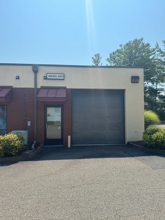 Fredericksburg, VA Flex - 120 Falcon Dr Fredericksburg, VA Flex - 120 Falcon Dr