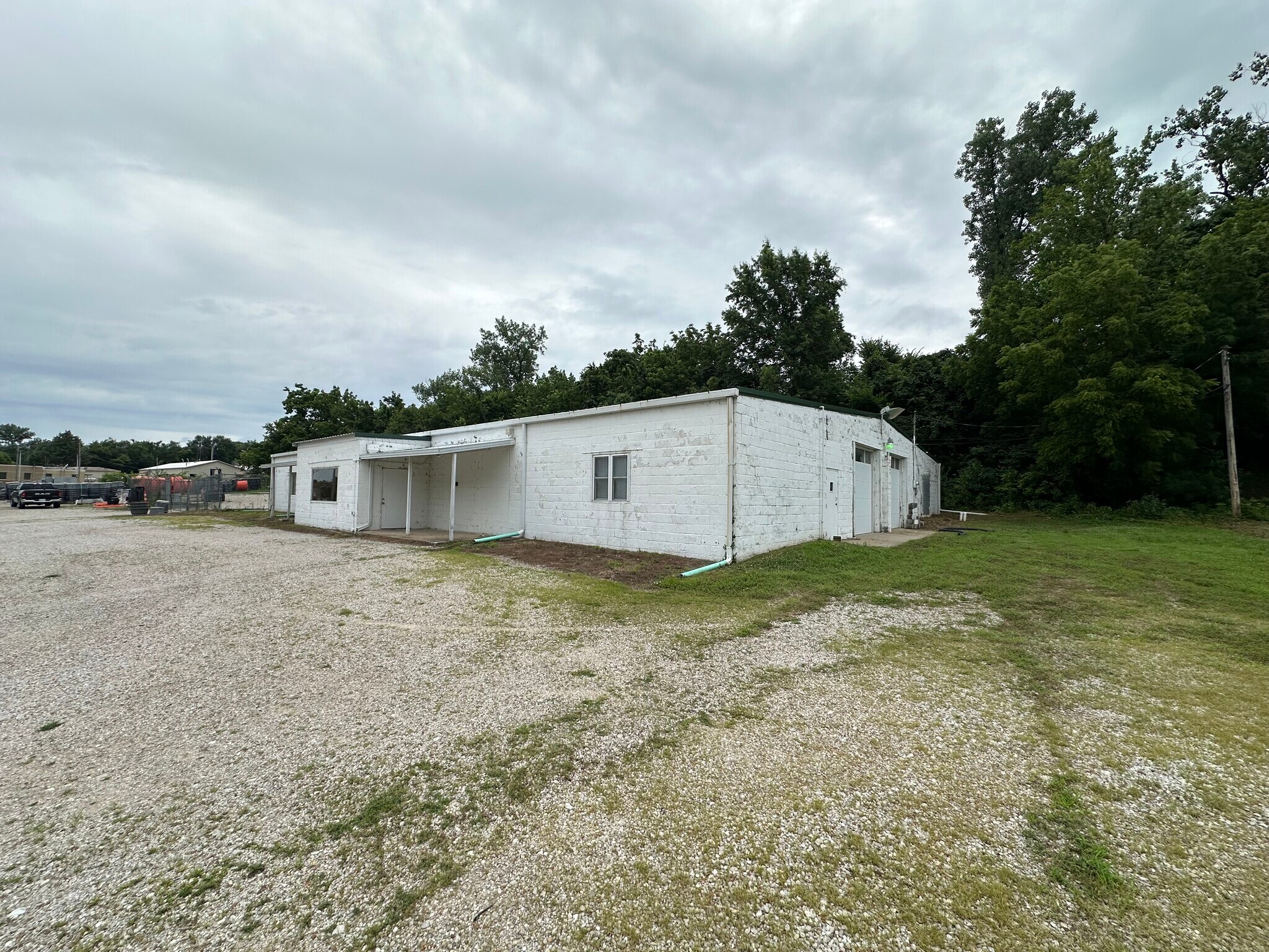 2503 E McCarty St, Jefferson City, MO for Rent