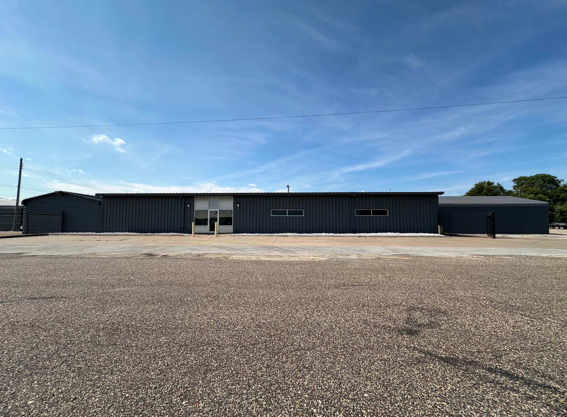 1414 S Stark St, Davenport, IA for Rent