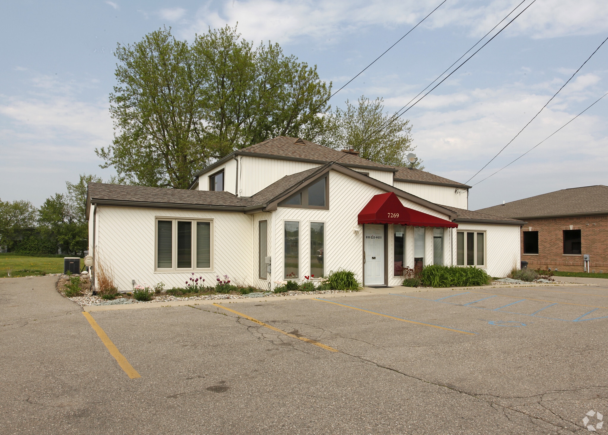 7269 W Grand River Rd, Brighton, MI for Rent