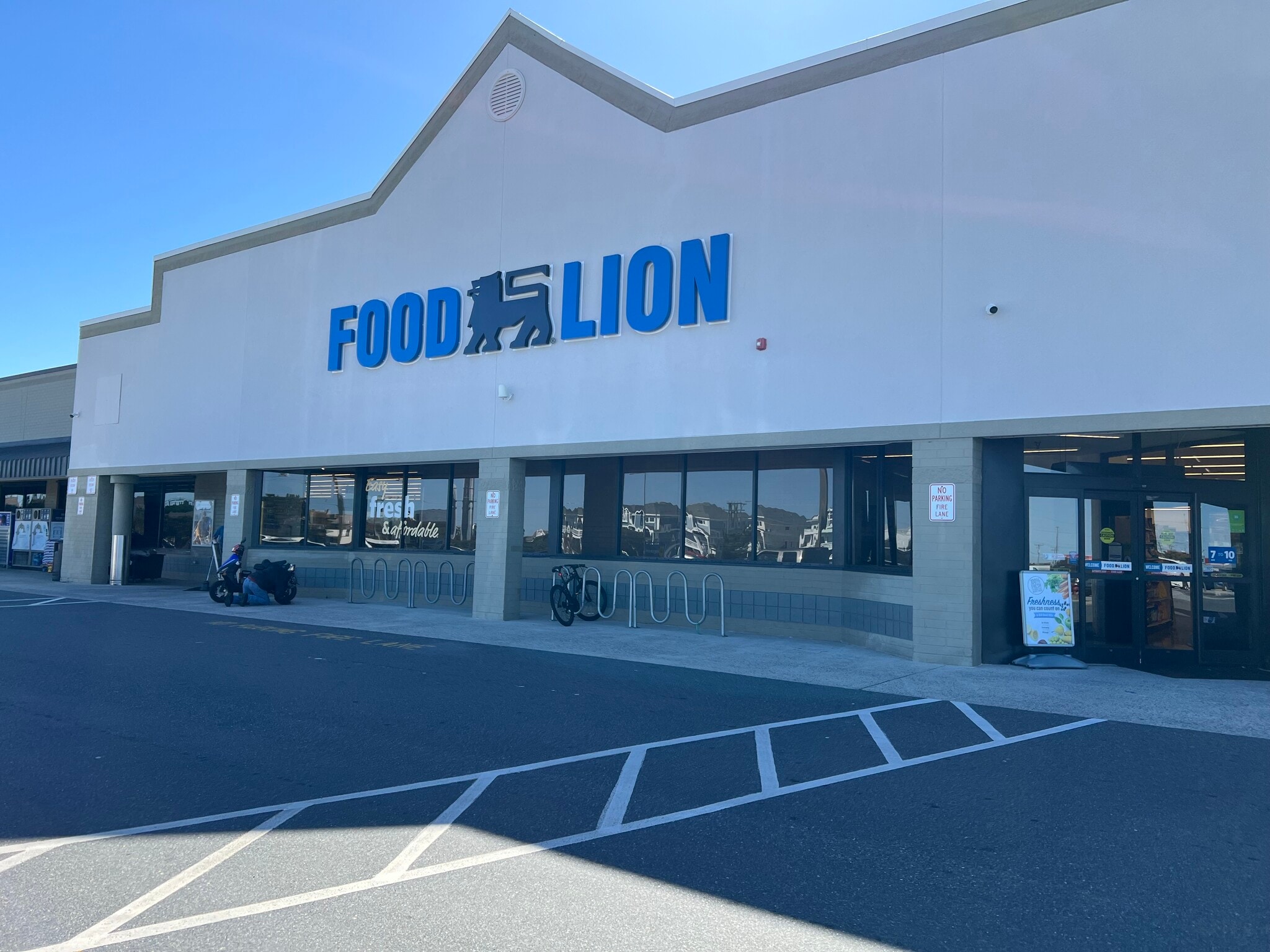 1700 N Croatan Hwy, Kill Devil Hills, NC for Rent