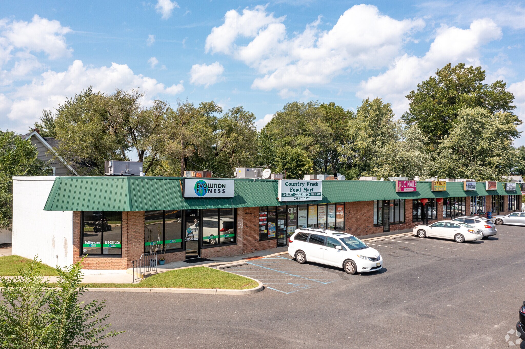 643657 Clements Bridge Rd Barrington, NJ 08007 Shopping Center