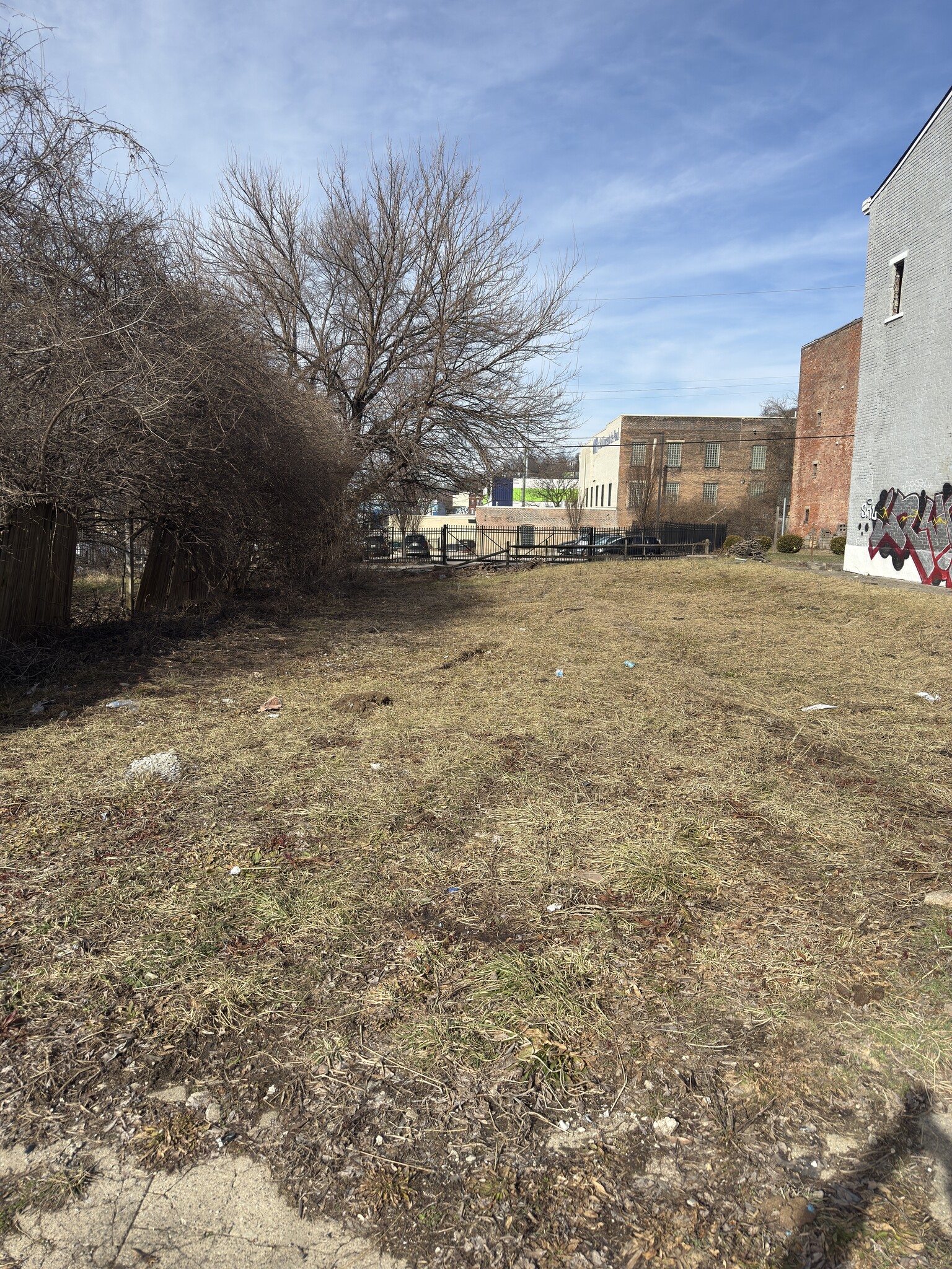 1136 Dayton st, Cincinnati, OH for Sale
