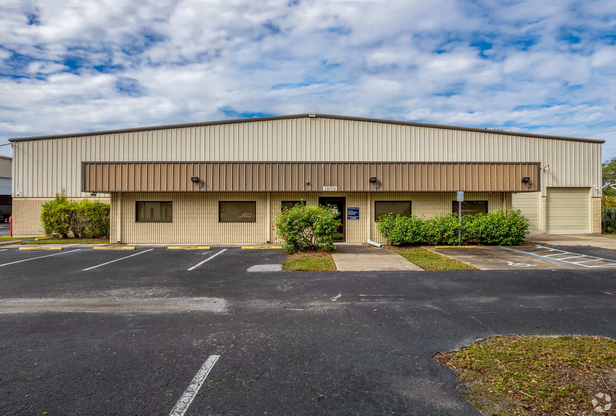 13770 Automobile Blvd, Clearwater, FL for Rent