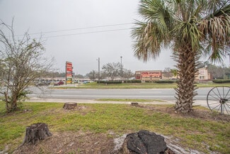 Hawthorne, FL Residential Income - 6004 Se Us Highway 301