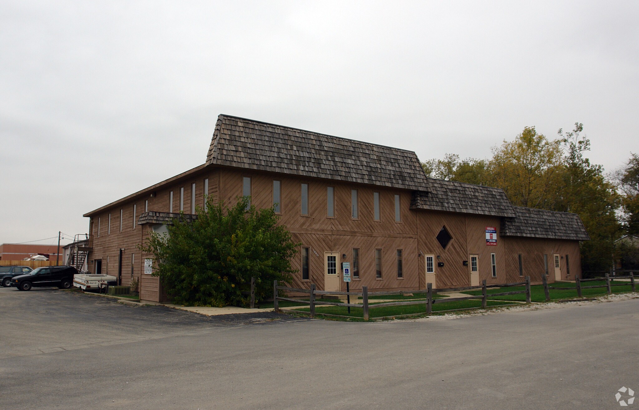 3816-3840 Grandview Ave, Gurnee, IL for Rent