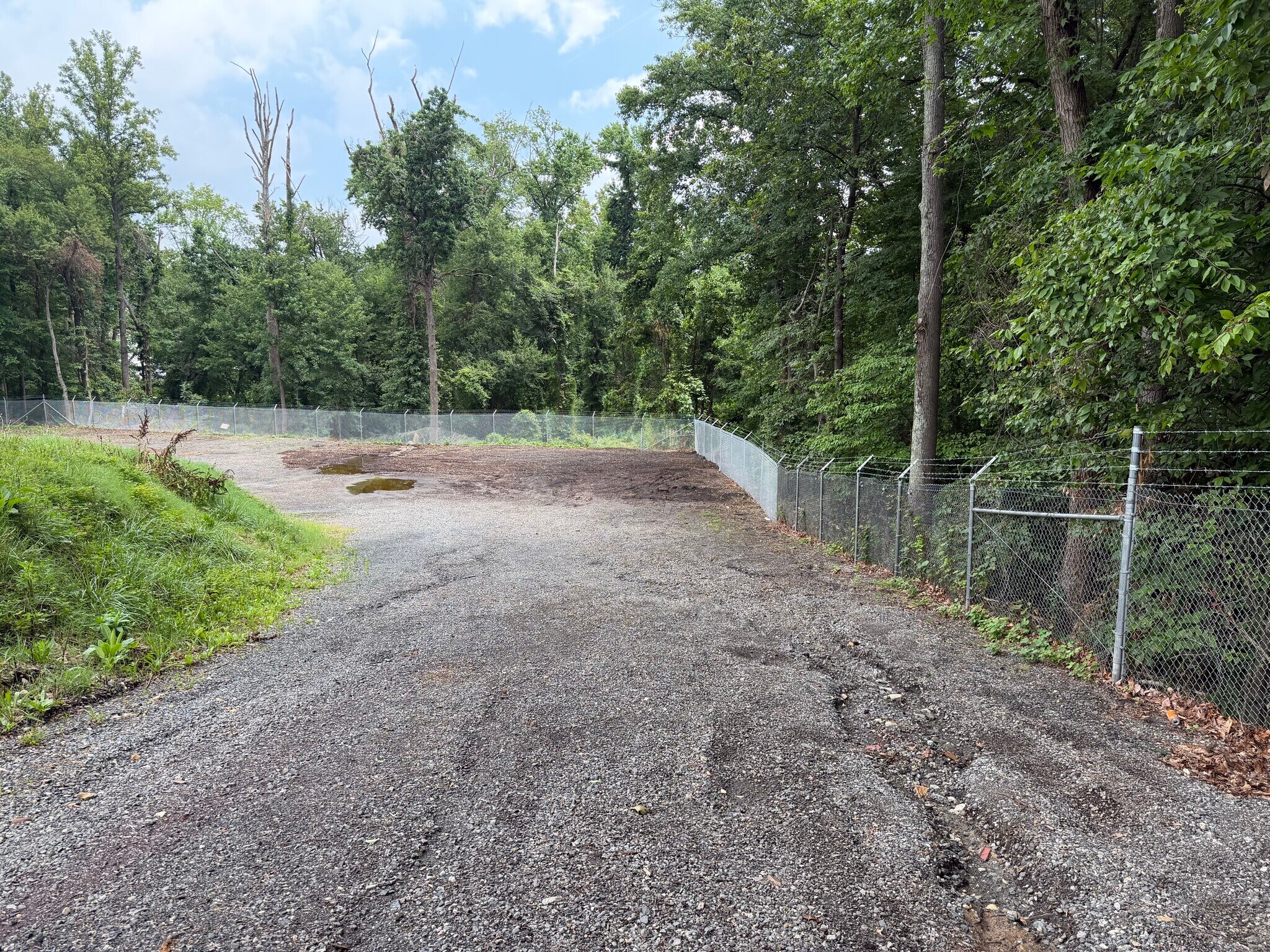 10301 Richmond Hwy, Lorton, VA for Rent