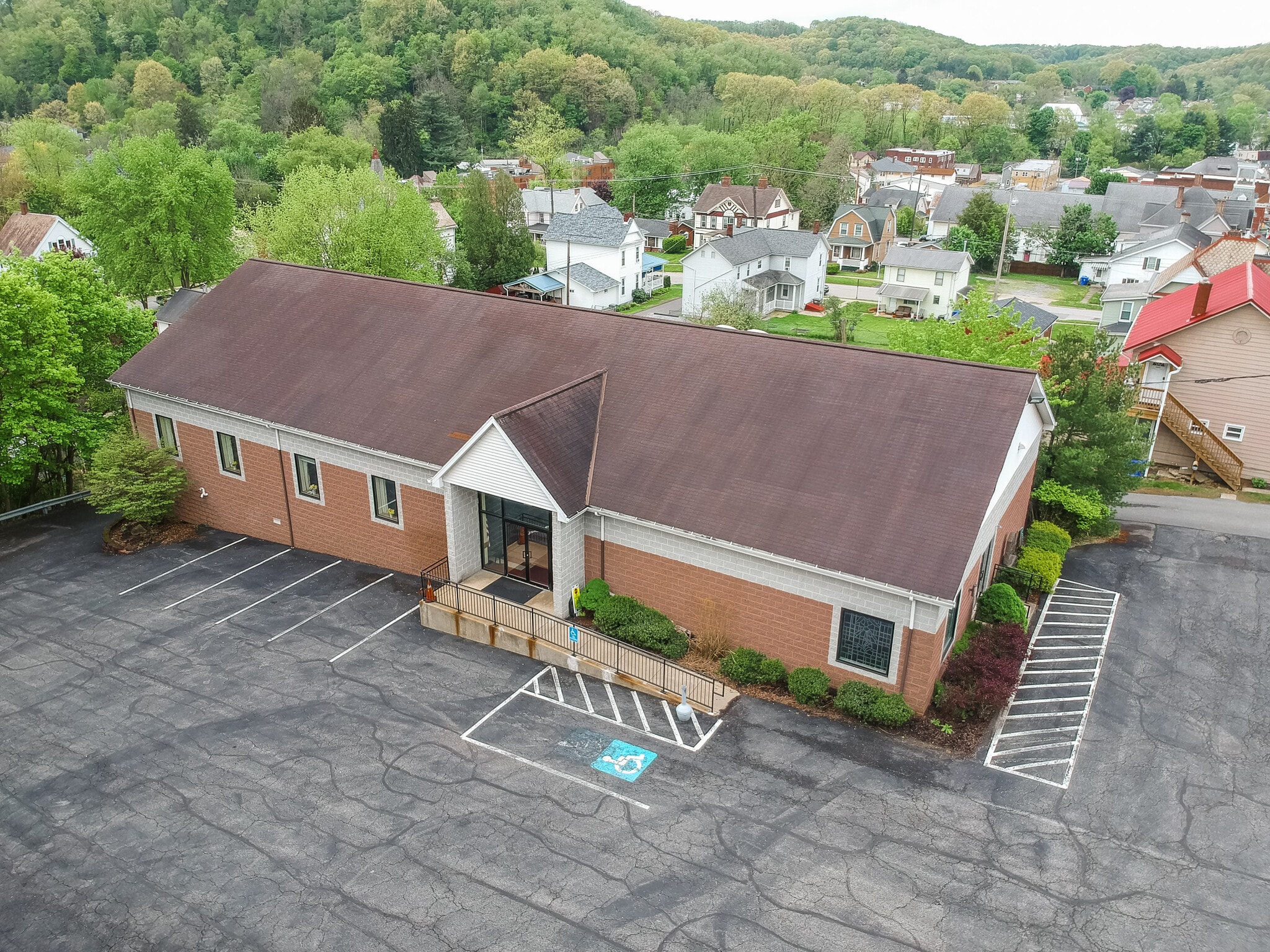 426 E Main St, Evans City, PA for Sale