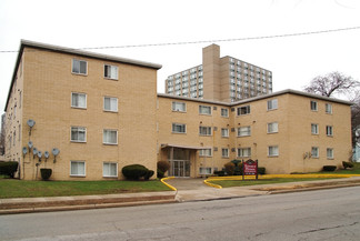 East Cleveland, OH Apartments - 1885 Taylor Rd