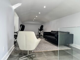 Neptune Beach, FL Office - 2010 Kings Cir S