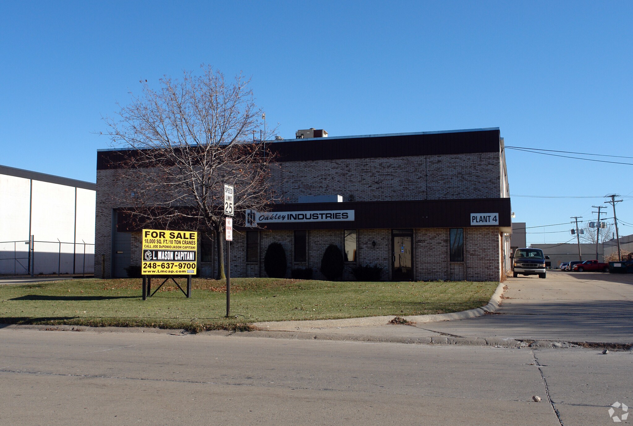 33710 Riviera Dr, Fraser, MI for Sale
