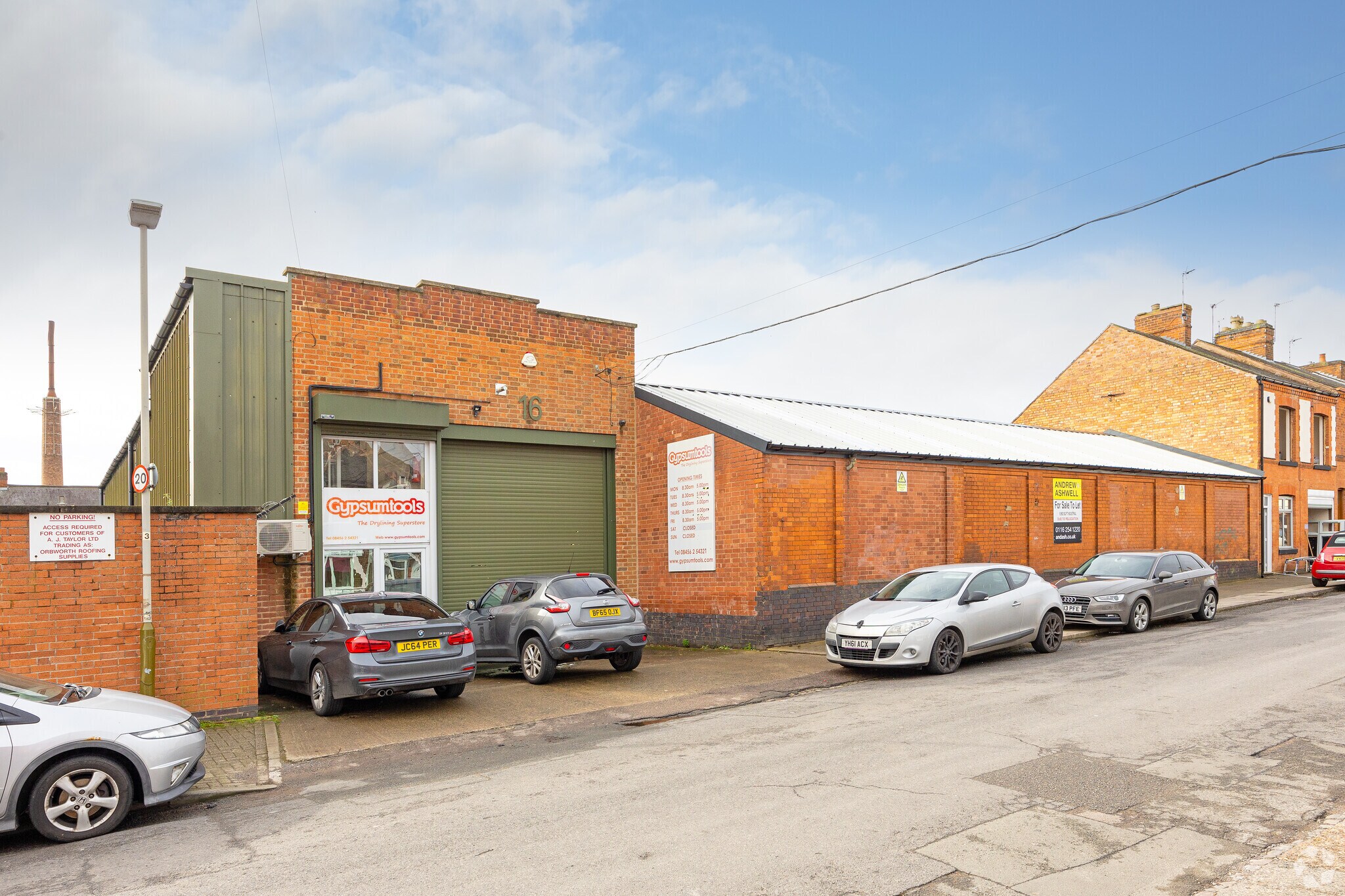 16 Cyprus Rd, Leicester, LEC for Rent
