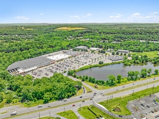 Berlin, CT Retail - 225-273 Wilbur Cross Hwy