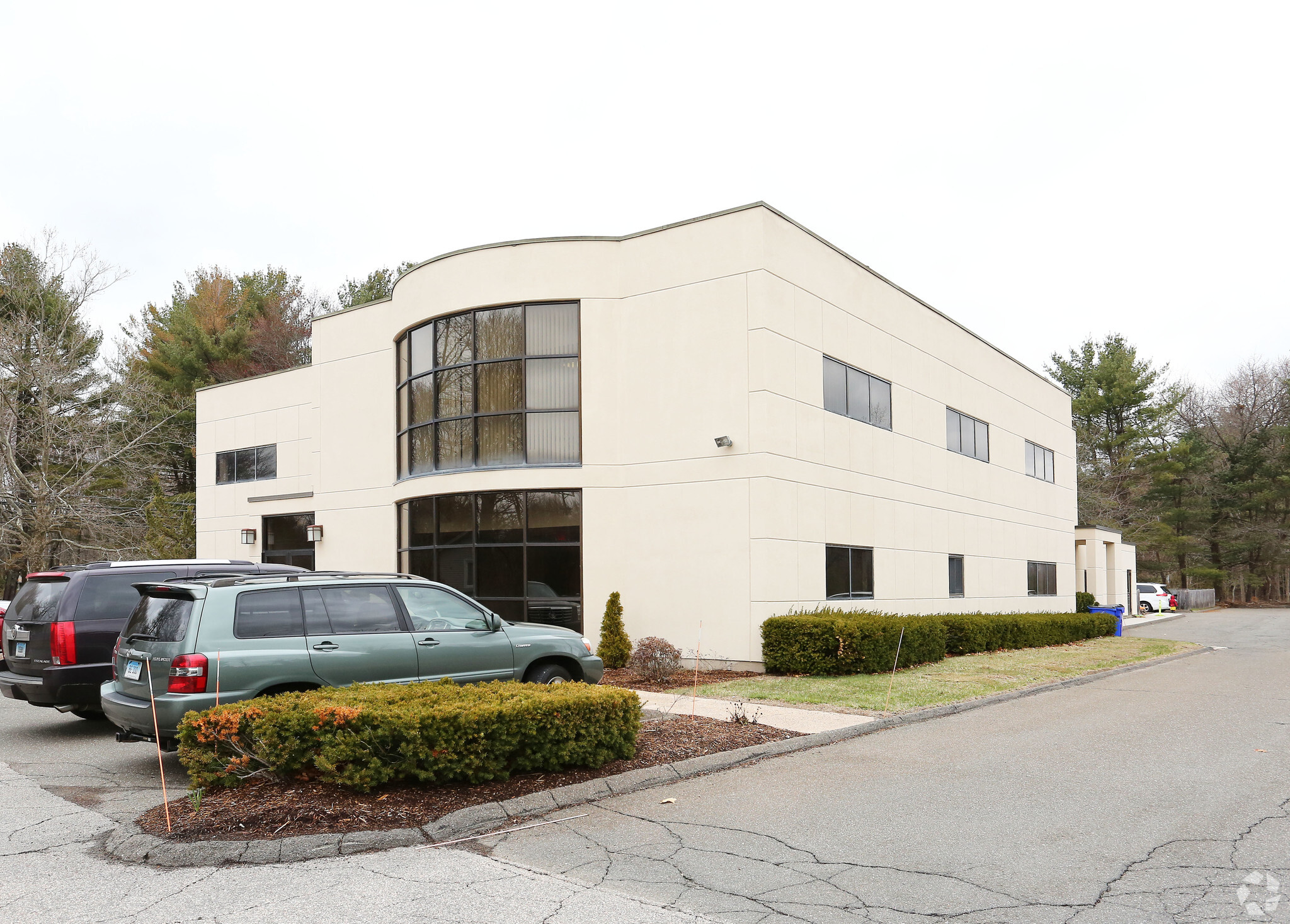 110 Hopmeadow St, Weatogue, CT for Rent