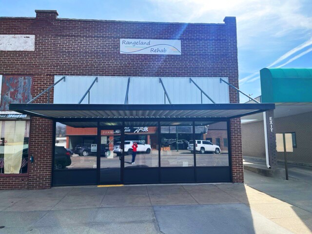 212 N Main St, Ainsworth, NE for Sale