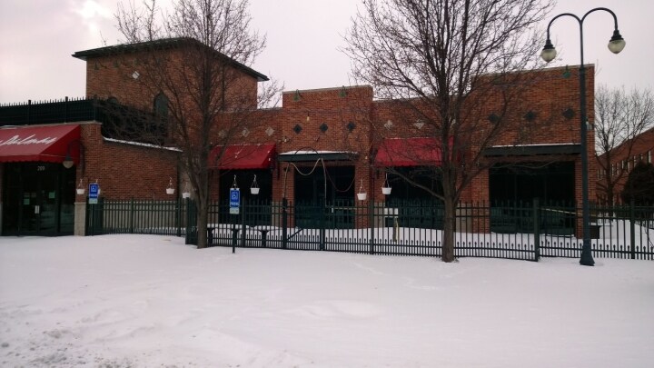 209 N Front St, Mchenry, IL for Sale