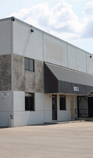 Winnipeg, MB Industrial - 959-989 Keewatin St