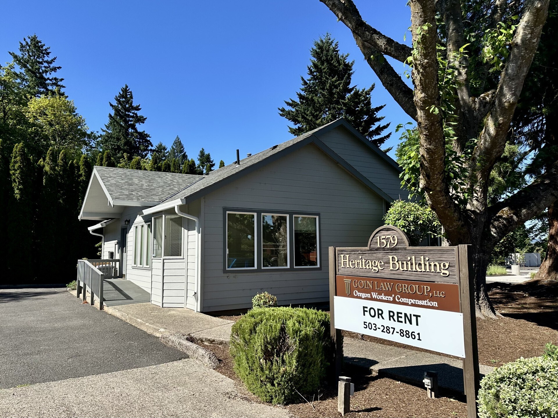 1579 Burns St, West Linn, OR for Rent