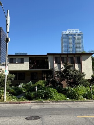 Los Angeles, CA Apartments - 674 S Catalina St