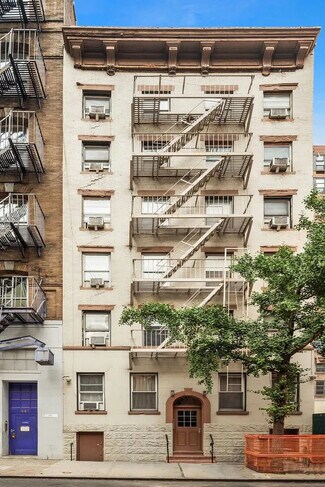 New York, NY undefined - 445 W 36th St