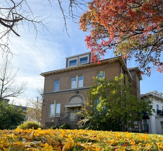 Cincinnati, OH Apartments - 2605 Woodburn Ave