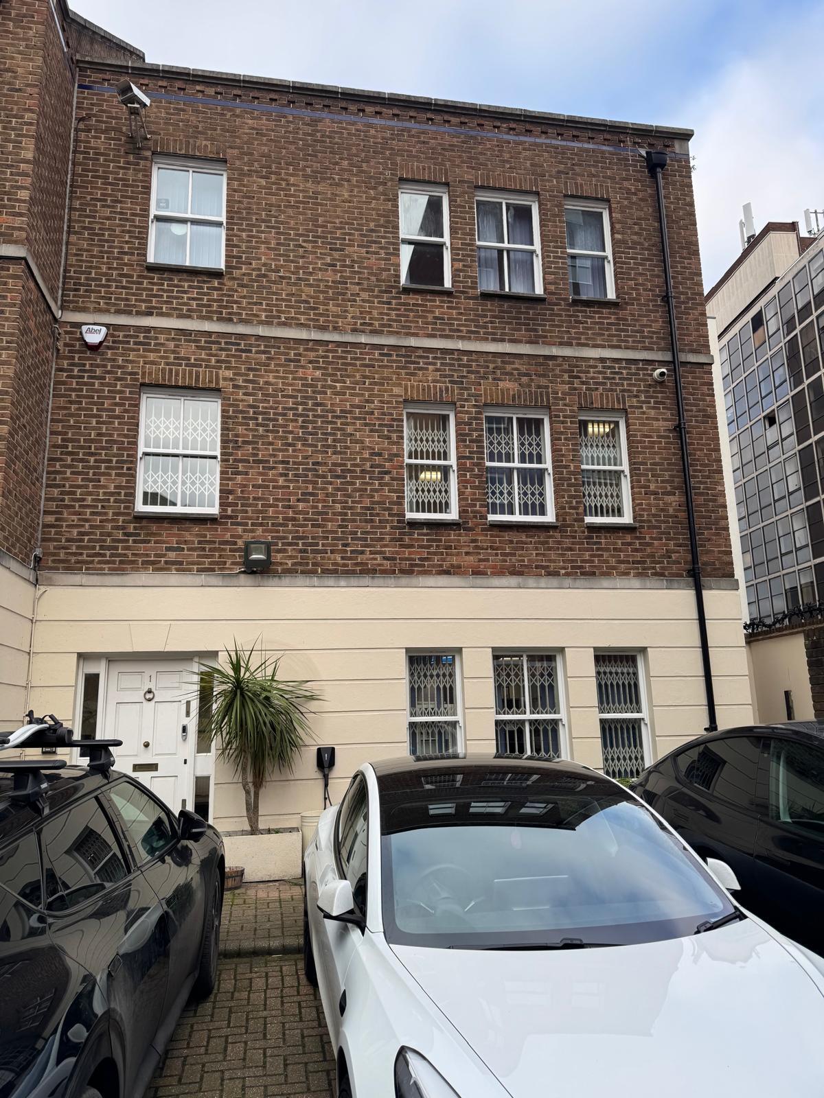 1-5 Clements Ln, Ilford, LND for Rent