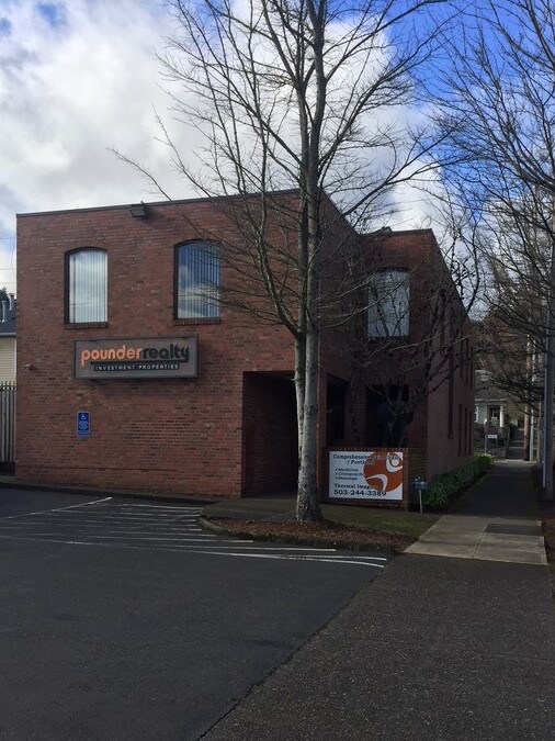 6105 S MacAdam Ave, Portland, OR for Rent