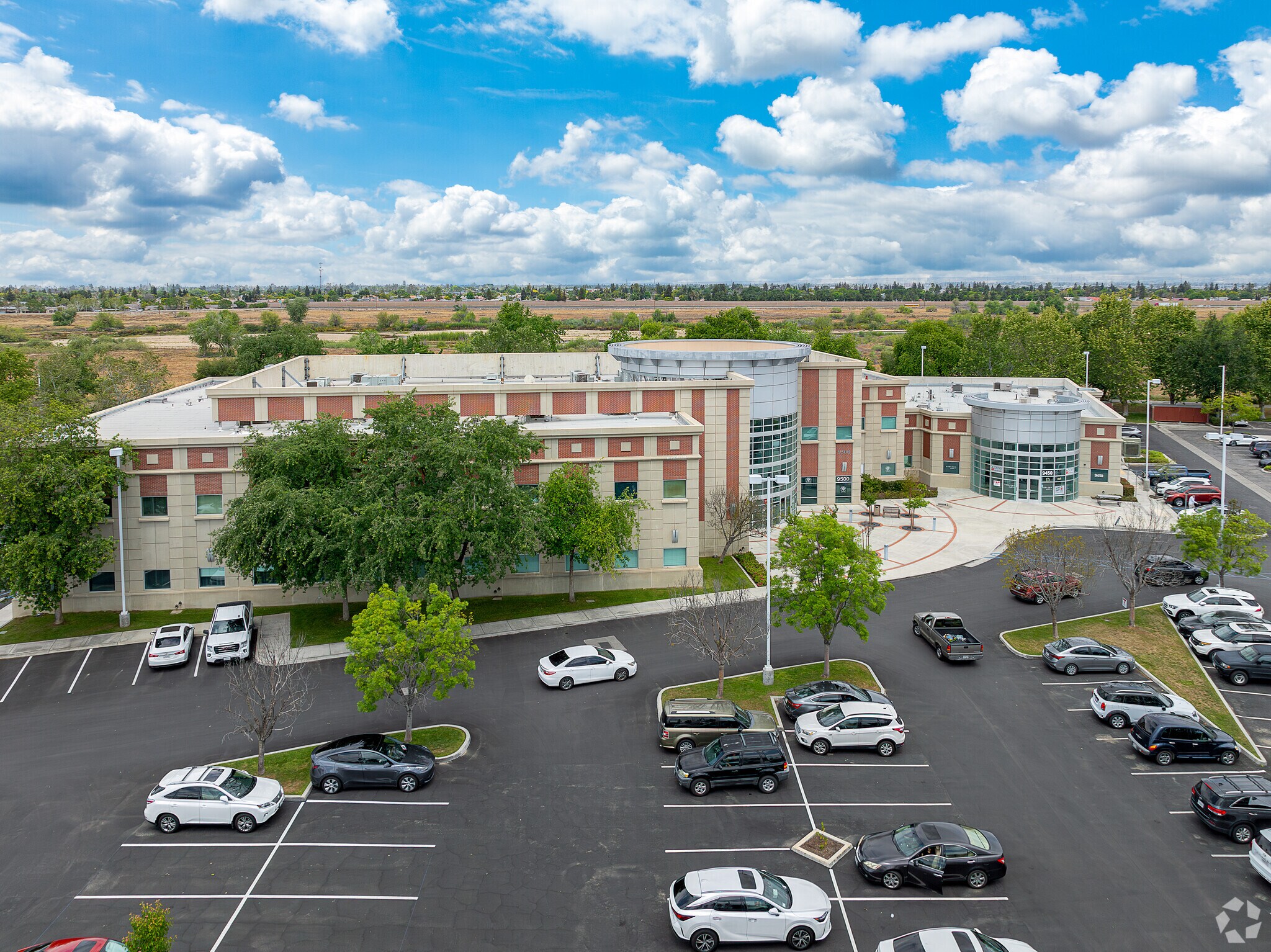 9450-9500 Stockdale Hwy, Bakersfield, CA for Rent