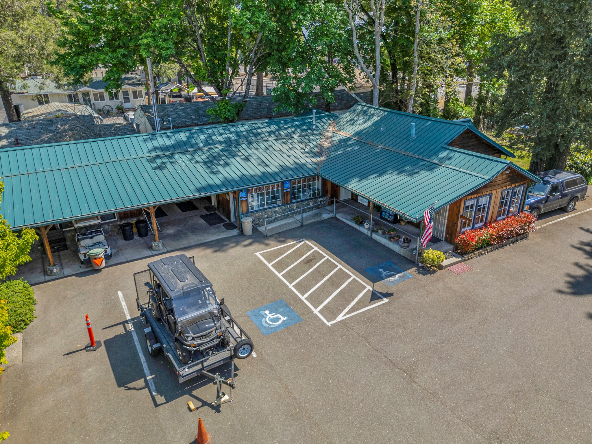 8880 Rogue River Hwy, Grants Pass, OR for Sale