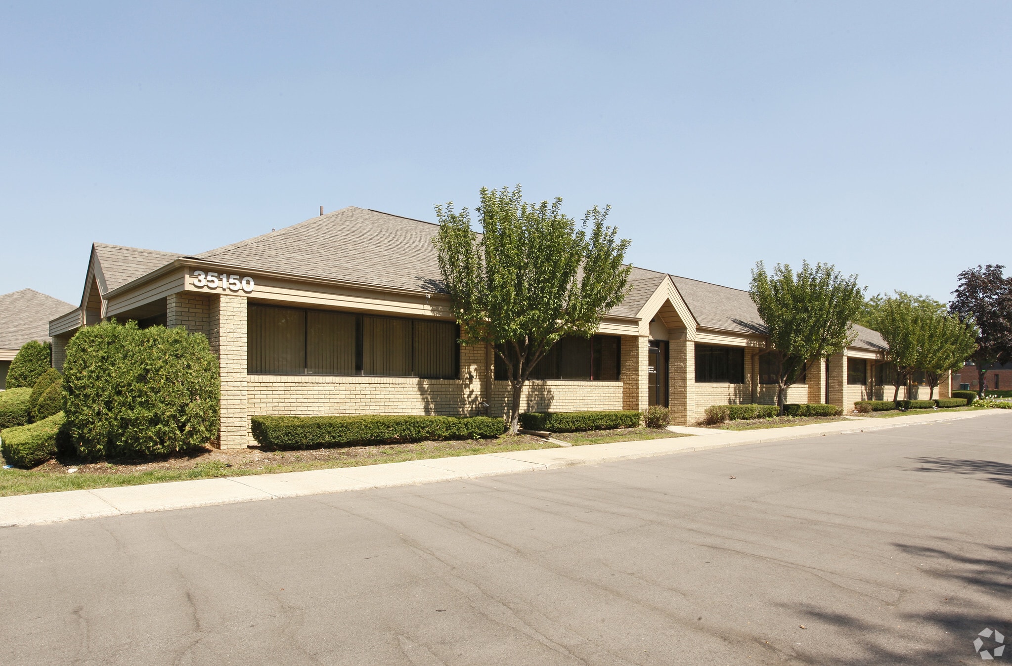 35150-35360 Nankin Blvd, Westland, MI for Rent