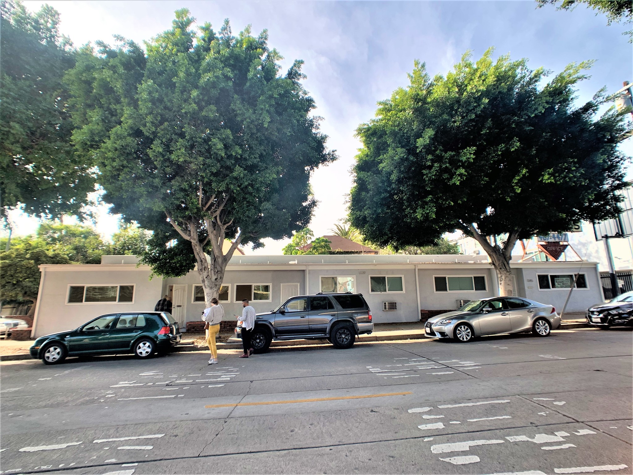 1339-1345 Wilcox Ave, Los Angeles, CA for Rent