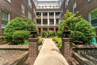 Norfolk, VA Apartments - 230 E 40th St