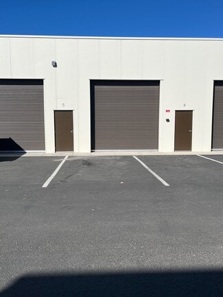 Prescott Valley, AZ Light Distribution - 2700 N Lake Valley Rd